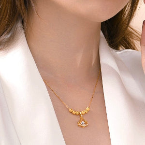 24K Gold Ginkgo Leaf Pendant Necklace